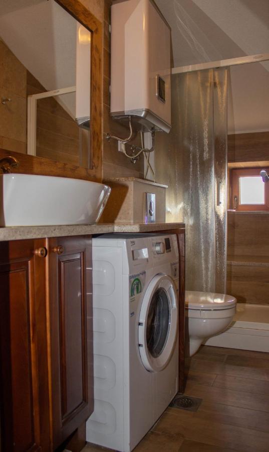 Live By The Sea, Bijela Apartment Rake Екстериор снимка