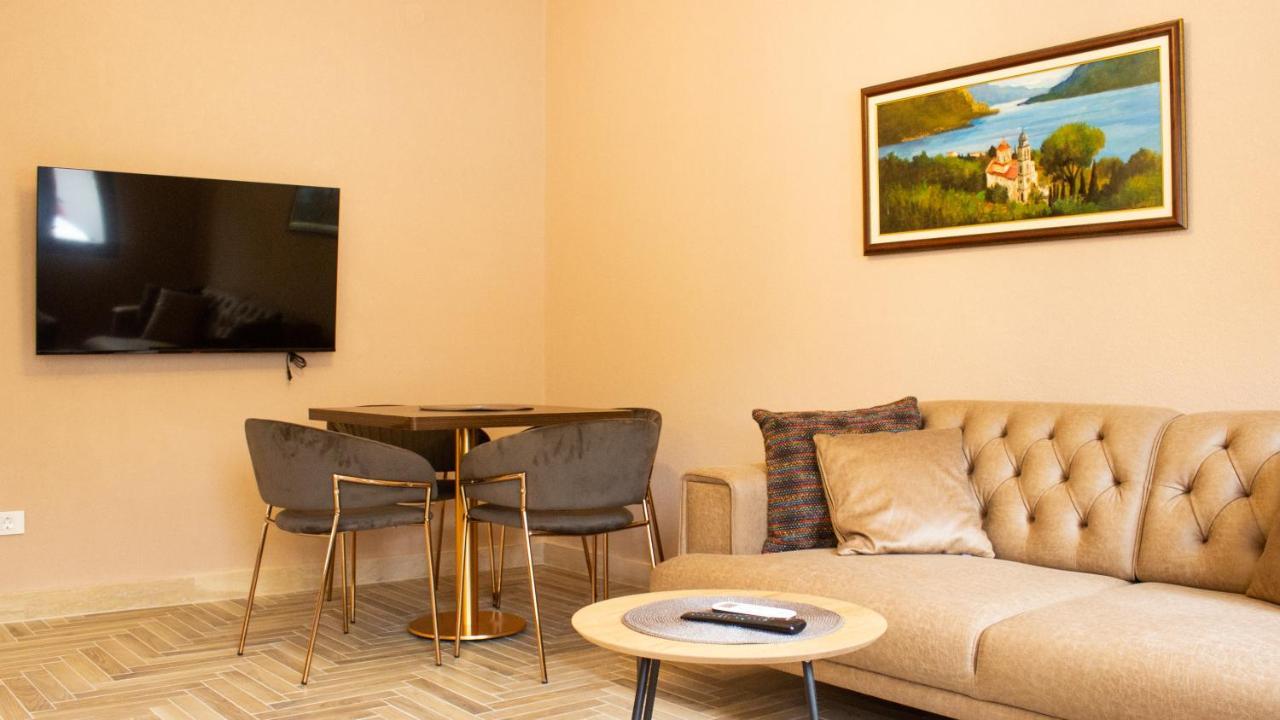 Live By The Sea, Bijela Apartment Rake Екстериор снимка